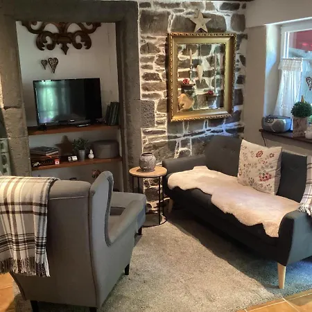 Alter Winzerhof 別荘 Hatzenport