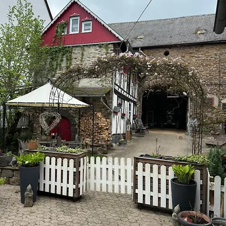 Alter Winzerhof *