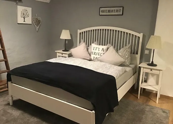 Alter Winzerhof Ferienhaus Hatzenport