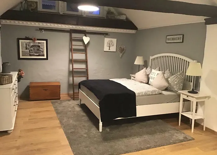 Alter Winzerhof Hébergement de vacances Hatzenport